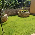 Pensión Vila,apartaments Luani *