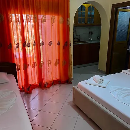 Vila,apartaments Luani Pensjonat Ksamil