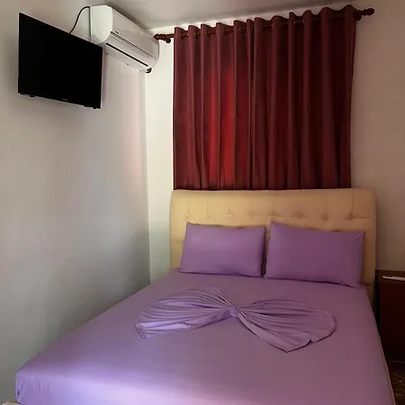 Vila,apartaments Luani *
